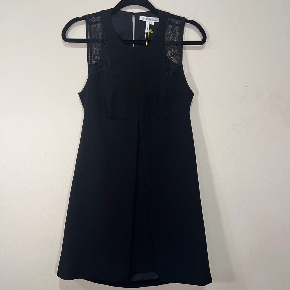 BCBGeneration Black Sleeveless Dress Lace Detail NWT Size 6 A6